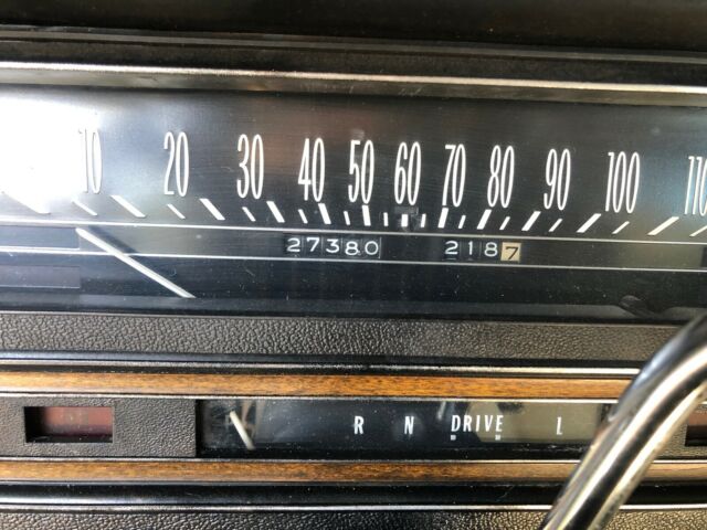 Cadillac DeVille 1969 image number 13