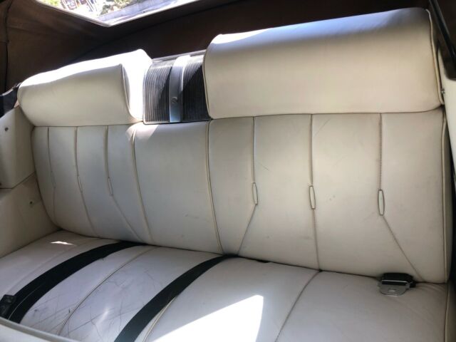 Cadillac DeVille 1969 image number 30