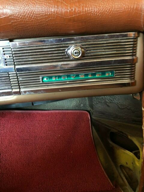 Chrysler Town & Country 1950 image number 15