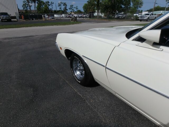 Ford Fairlane 1970 image number 30