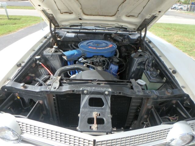 Ford Fairlane 1970 image number 45