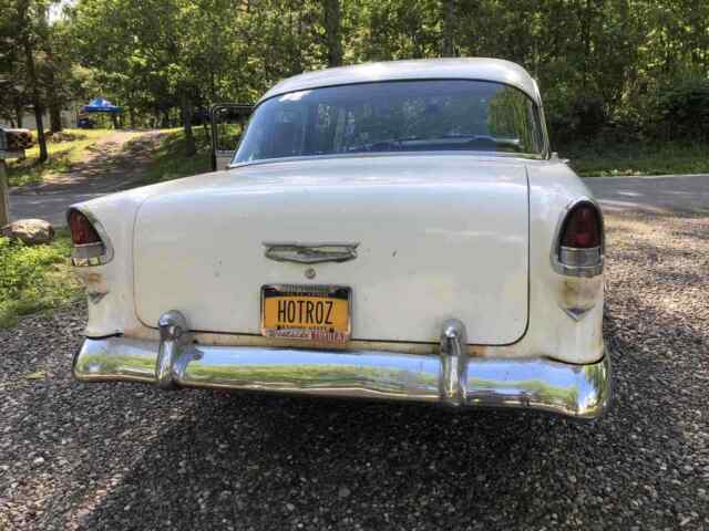 Chevrolet Bel Air 1955 image number 21