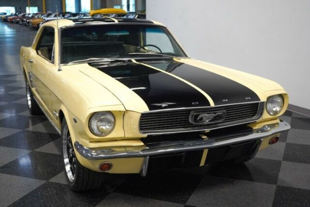 Ford Mustang 1966 image number 18