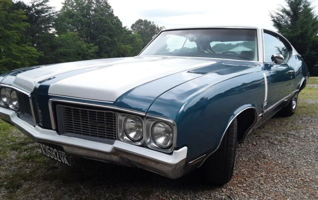 Oldsmobile Cutlass S 1970 image number 14