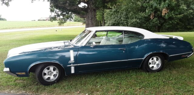 Oldsmobile Cutlass S 1970 image number 21