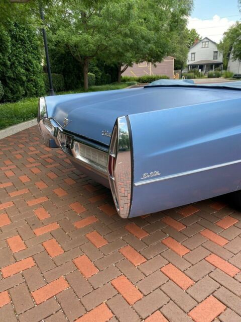 Cadillac DeVille 1967 image number 10