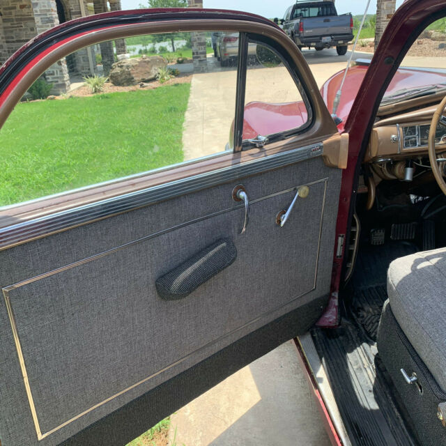 Chrysler Windsor 1948 image number 5