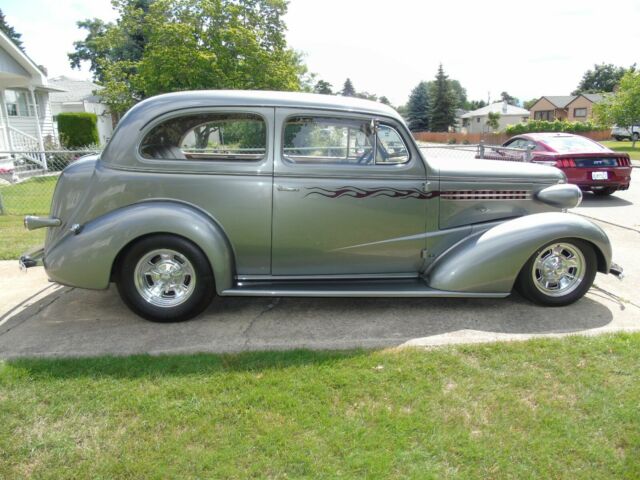 Chevrolet Sedan 1938 image number 31