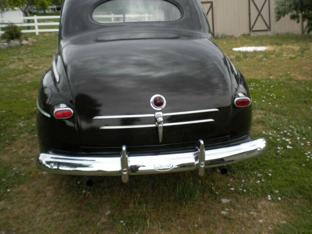 Ford Super Deluxe 1946 image number 4