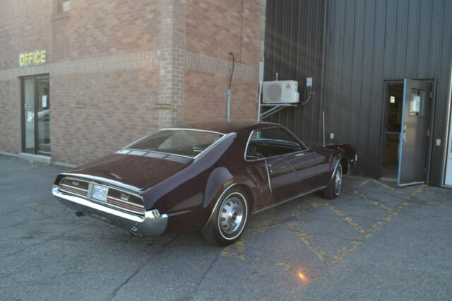 Oldsmobile Toronado 1966 image number 46