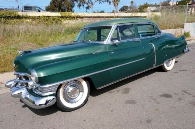 Cadillac Series 62 1952 image number 13
