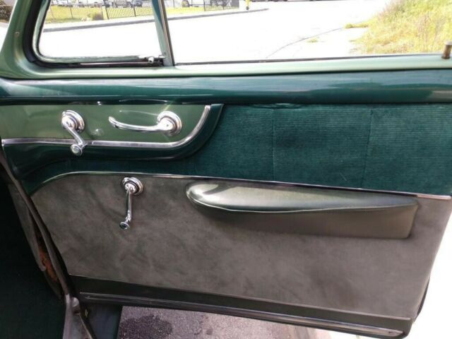 Cadillac Series 62 1952 image number 21