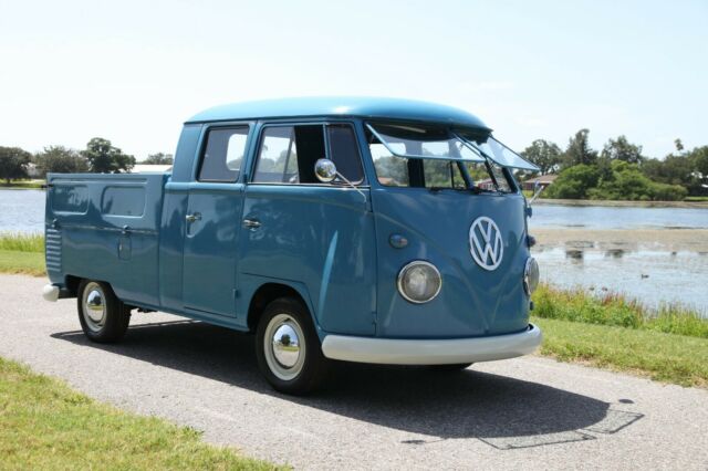 Volkswagen Bus/Vanagon 1962 image number 20