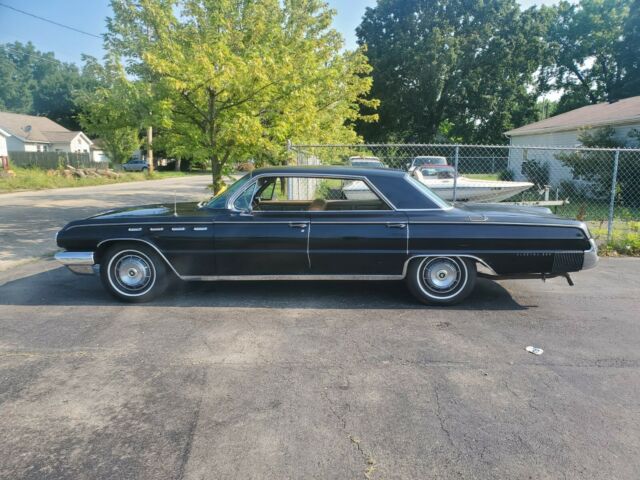 Buick Electra 1962 image number 0