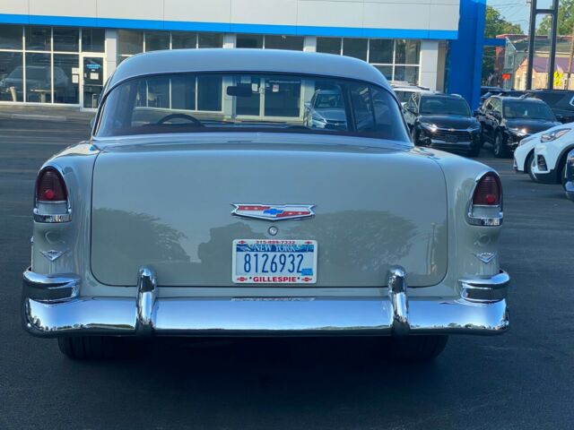 Chevrolet Bel Air/150/210 1955 image number 5