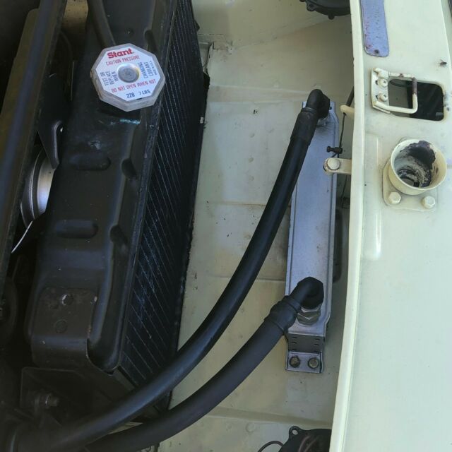 MG MGB 1970 image number 22