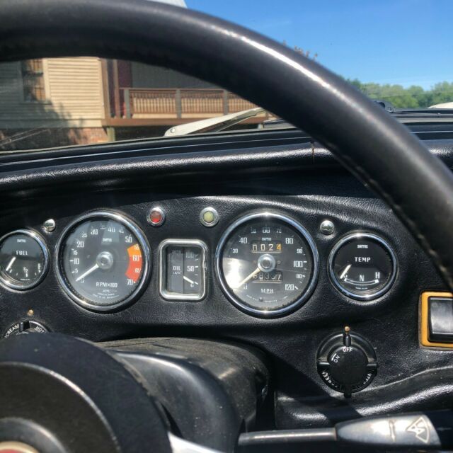 MG MGB 1970 image number 45