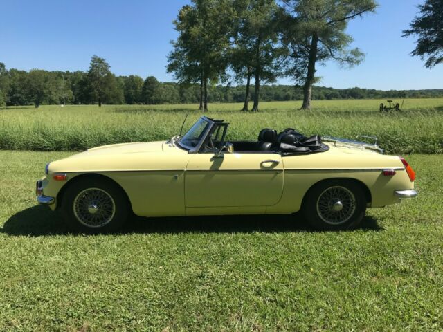 MG MGB 1970 image number 5