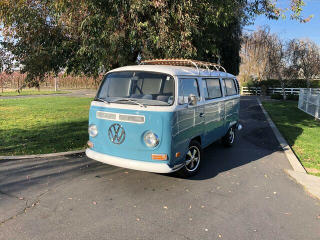 Volkswagen Bus/Vanagon 1971 image number 10