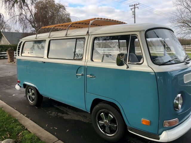 Volkswagen Bus/Vanagon 1971 image number 31