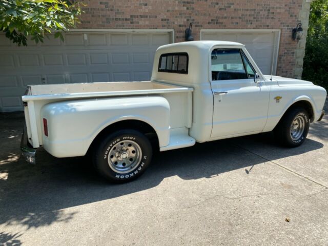 Chevrolet C-10 1967 image number 3