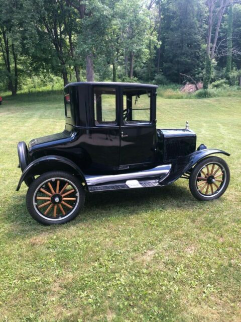 Ford Model T 1924 image number 0