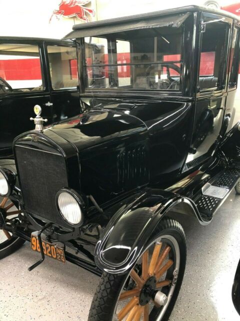 Ford Model T 1924 image number 26