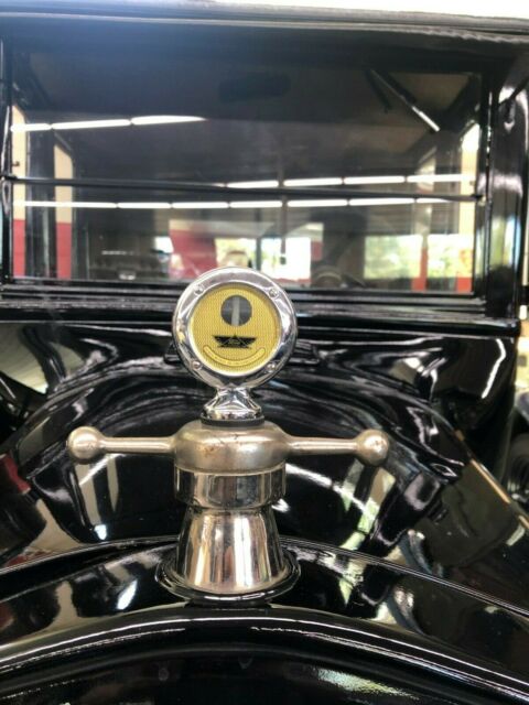 Ford Model T 1924 image number 5