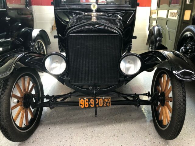Ford Model T 1924 image number 6