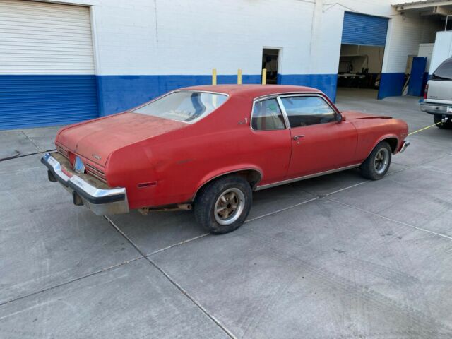 Pontiac GTO 1974 image number 2