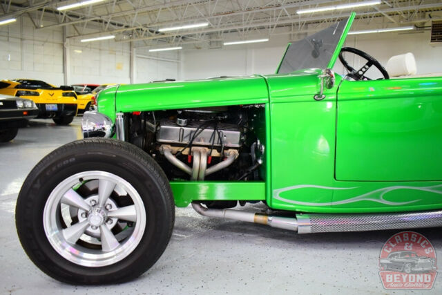 Ford Roadster 1932 image number 8