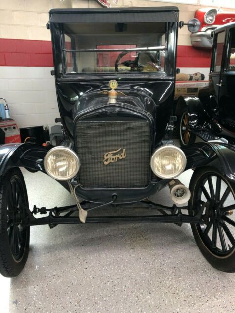 Ford Model T 1925 image number 26