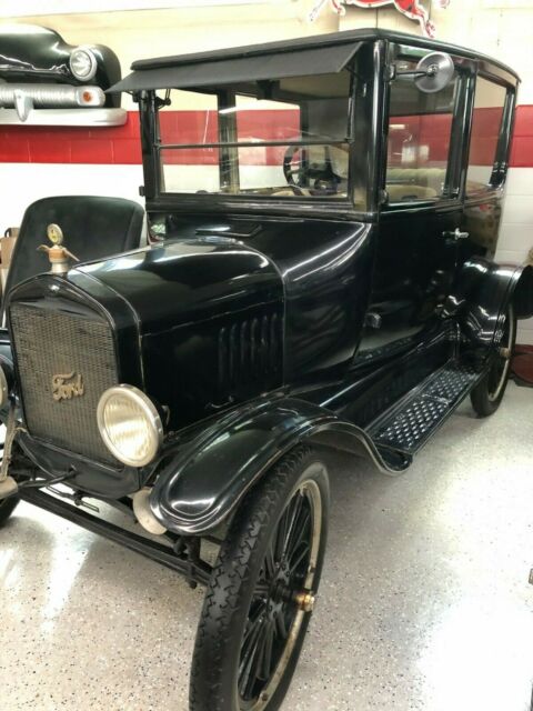 Ford Model T 1925 image number 6