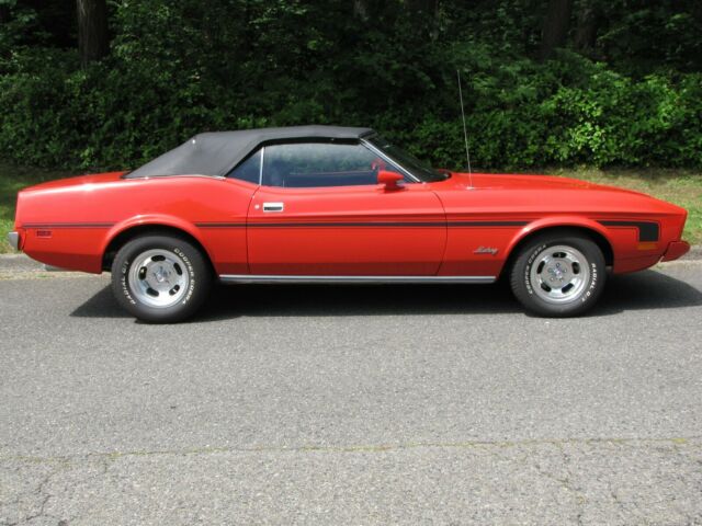 Ford Mustang 1973 image number 12