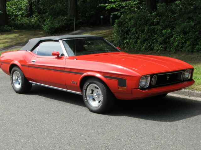 Ford Mustang 1973 image number 13