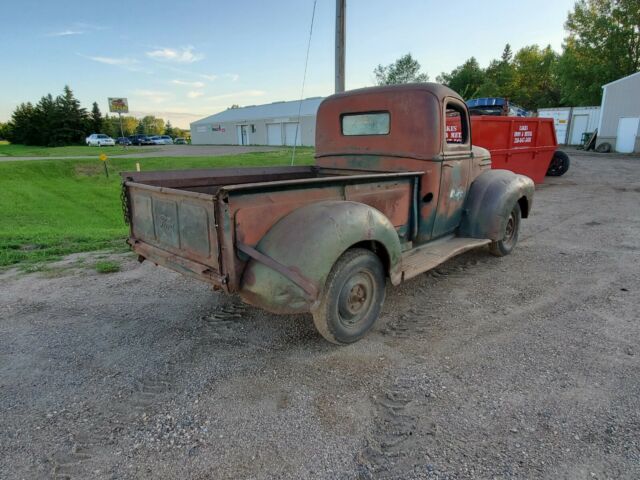 Ford F-100 1946 image number 3