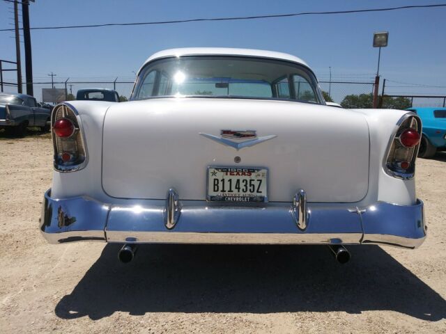 Chevrolet Bel Air/150/210 1956 image number 3