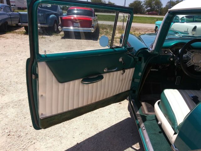 Chevrolet Bel Air/150/210 1956 image number 30