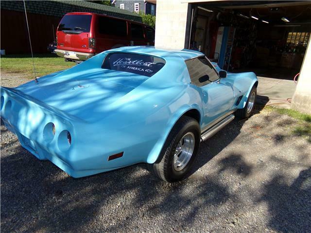 Chevrolet Corvette 1977 image number 16