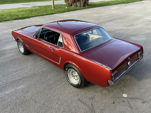 Ford Mustang 1965 image number 2