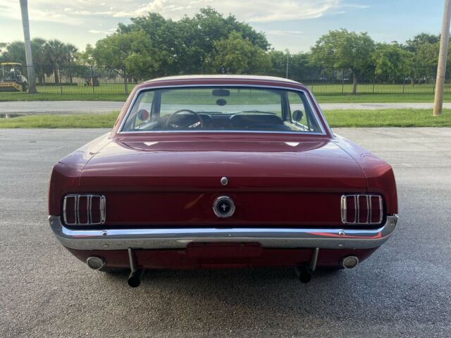 Ford Mustang 1965 image number 27