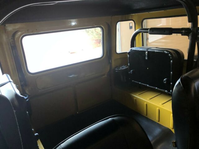 Toyota Land Cruiser 1976 image number 32