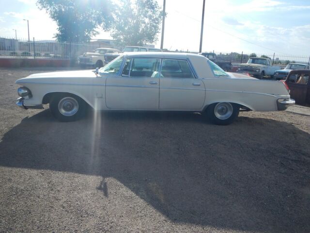Chrysler Imperial 1963 image number 24