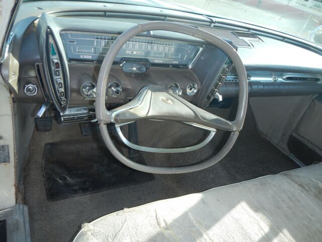 Chrysler Imperial 1963 image number 41