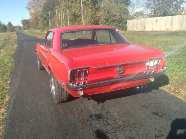 Ford Mustang 1968 image number 20