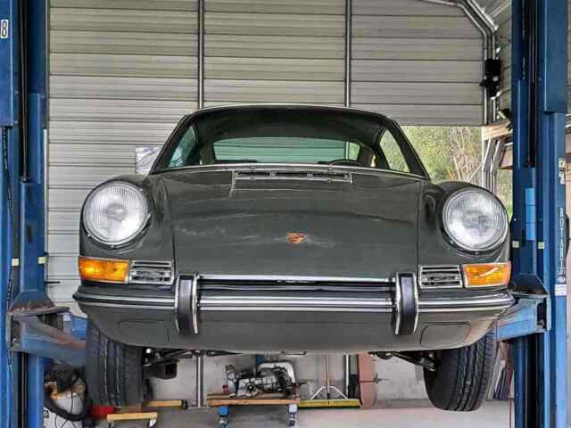 Porsche 911 1970 image number 26
