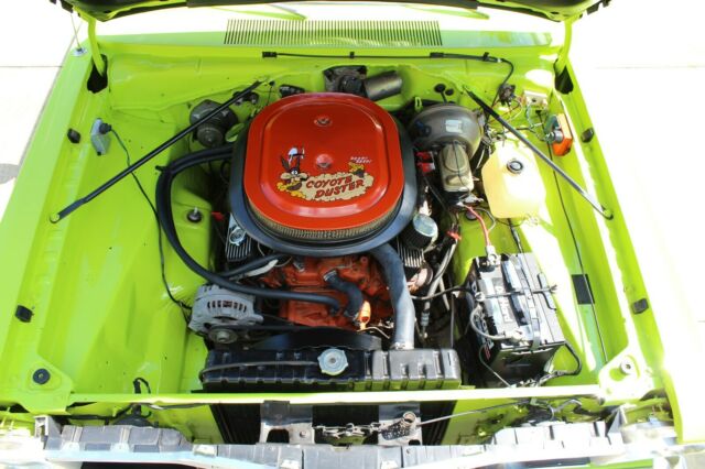 Plymouth Duster 1975 image number 14
