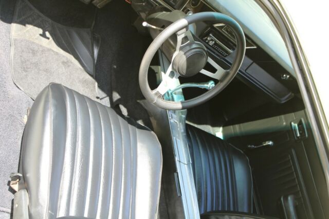 Plymouth Duster 1975 image number 20