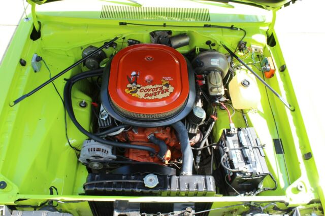 Plymouth Duster 1975 image number 28
