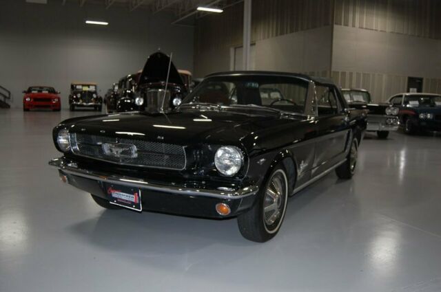 Ford Mustang 1965 image number 10